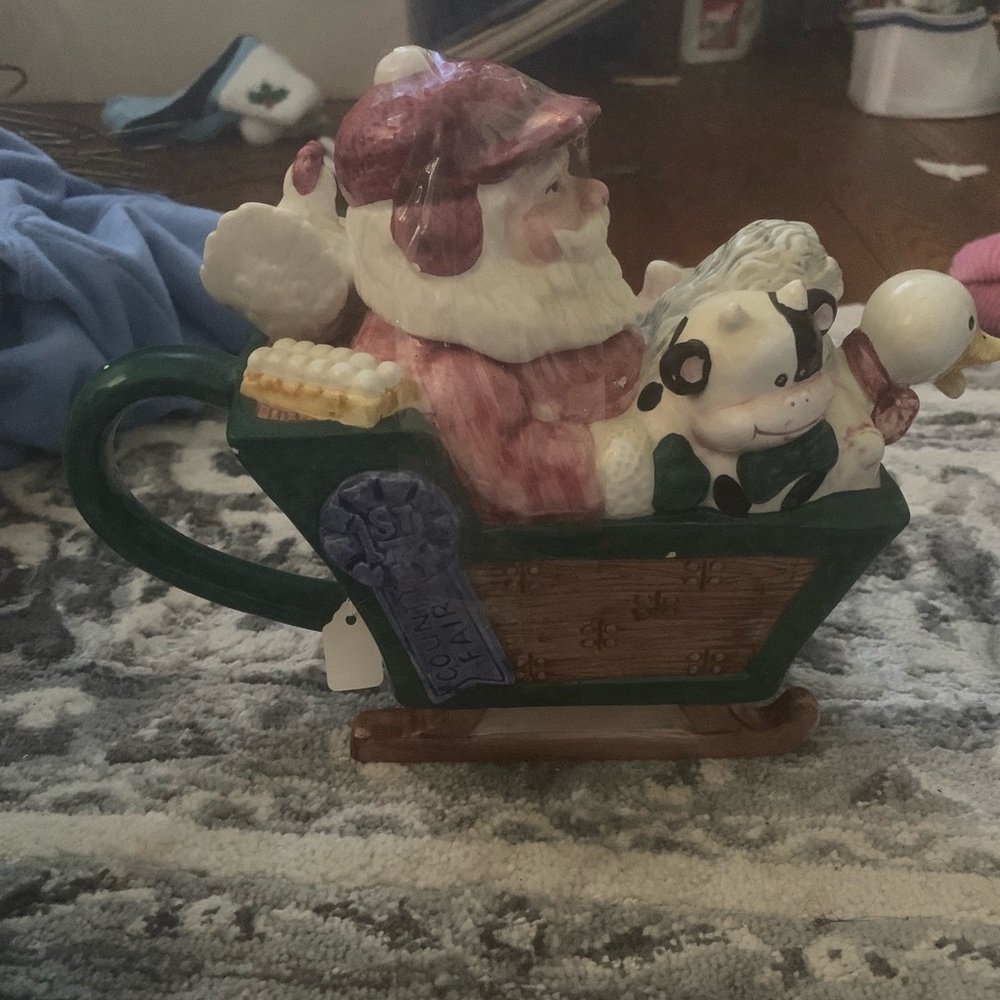 Rare OCI Omnibus kitchen County Fair Santa Teapot